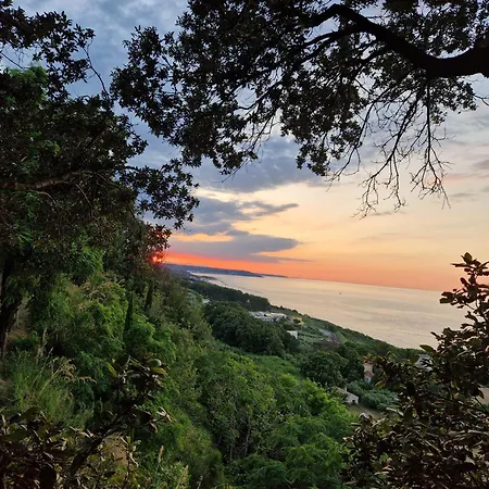 Gasthuis Eteras Verrusio Art 3*