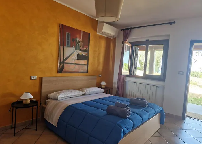 ゲストハウス Eteras Verrusio Art 3*