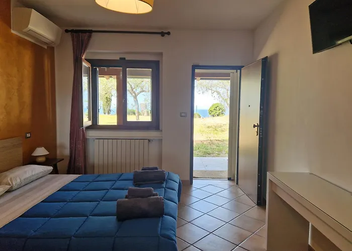 Eteras Verrusio Art ゲストハウス