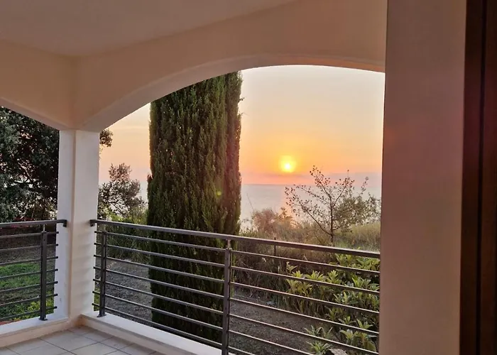 Eteras Verrusio Art ゲストハウス トリーノ・ディ・サングロ